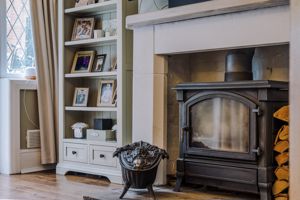 Family Room- click for photo gallery